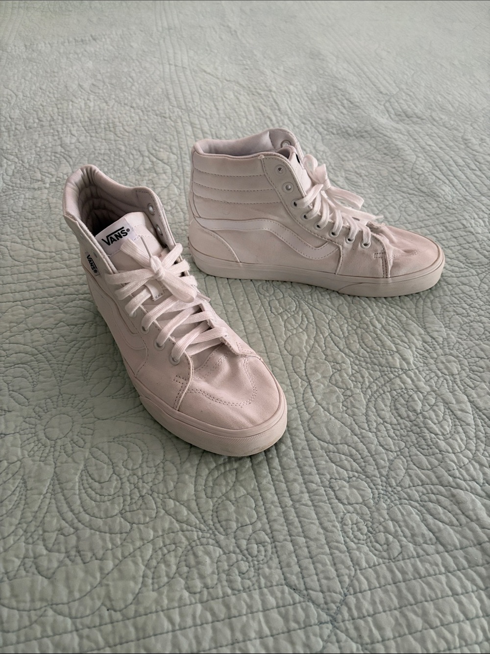 Vans Sk8-Hi Sneakers in White
